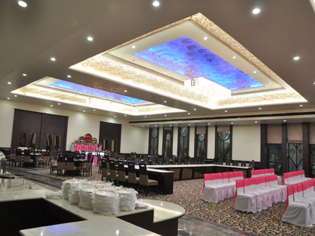 โรงแรม เซปาล บาทินดา ภายนอก รูปภาพ