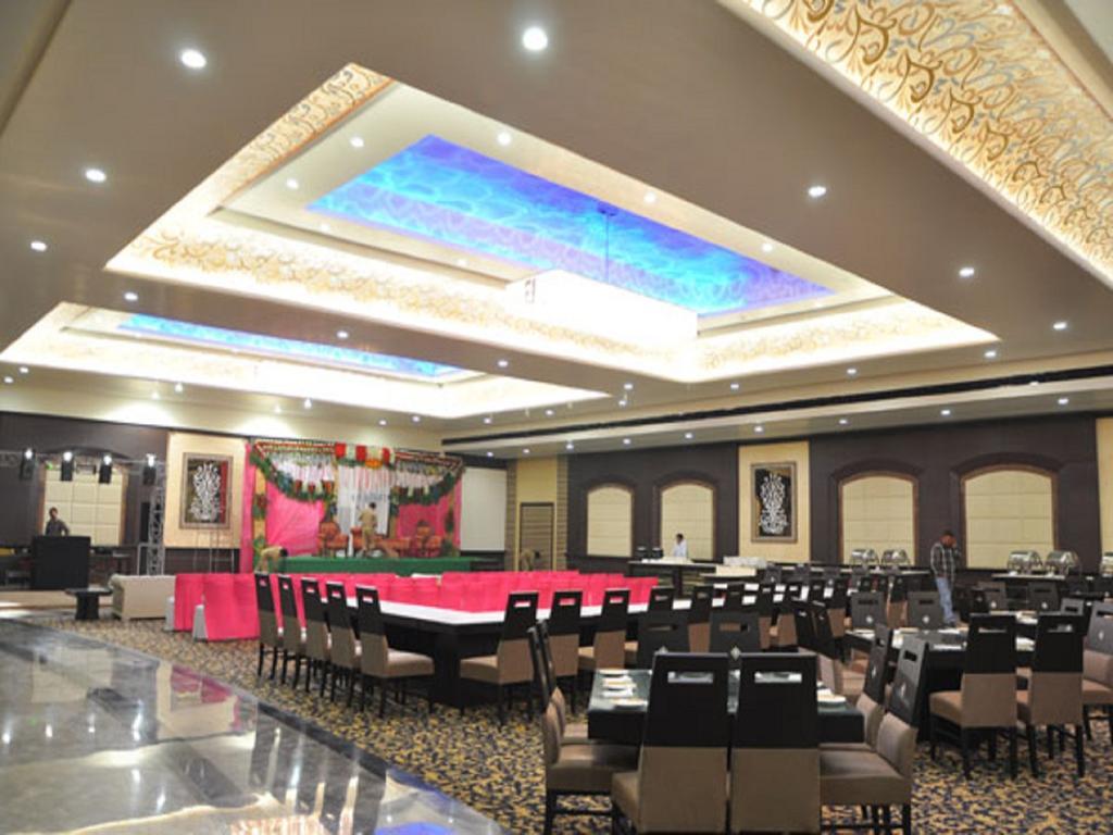 โรงแรม เซปาล บาทินดา ภายนอก รูปภาพ